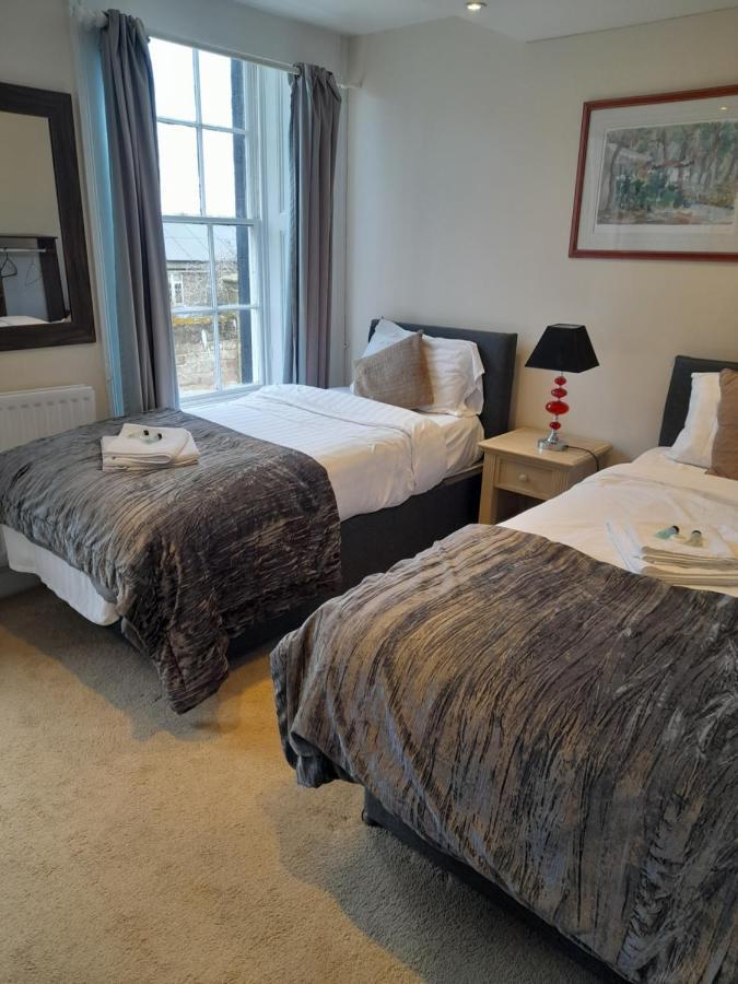 Schooner Hotel Алнмут Екстер'єр фото