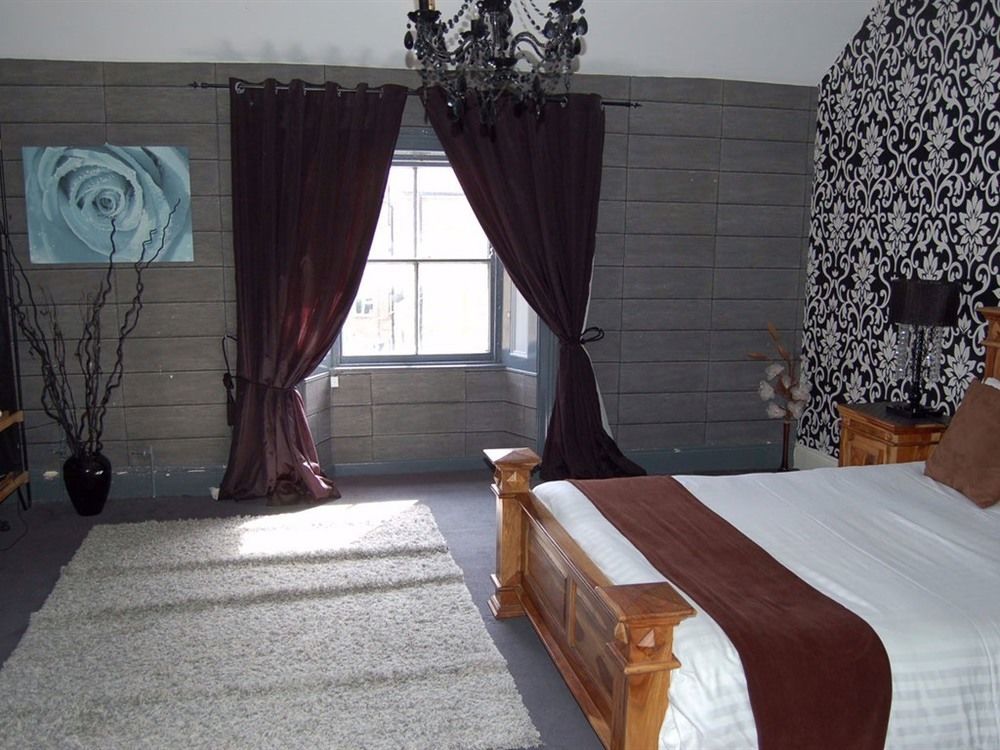 Schooner Hotel Алнмут Екстер'єр фото