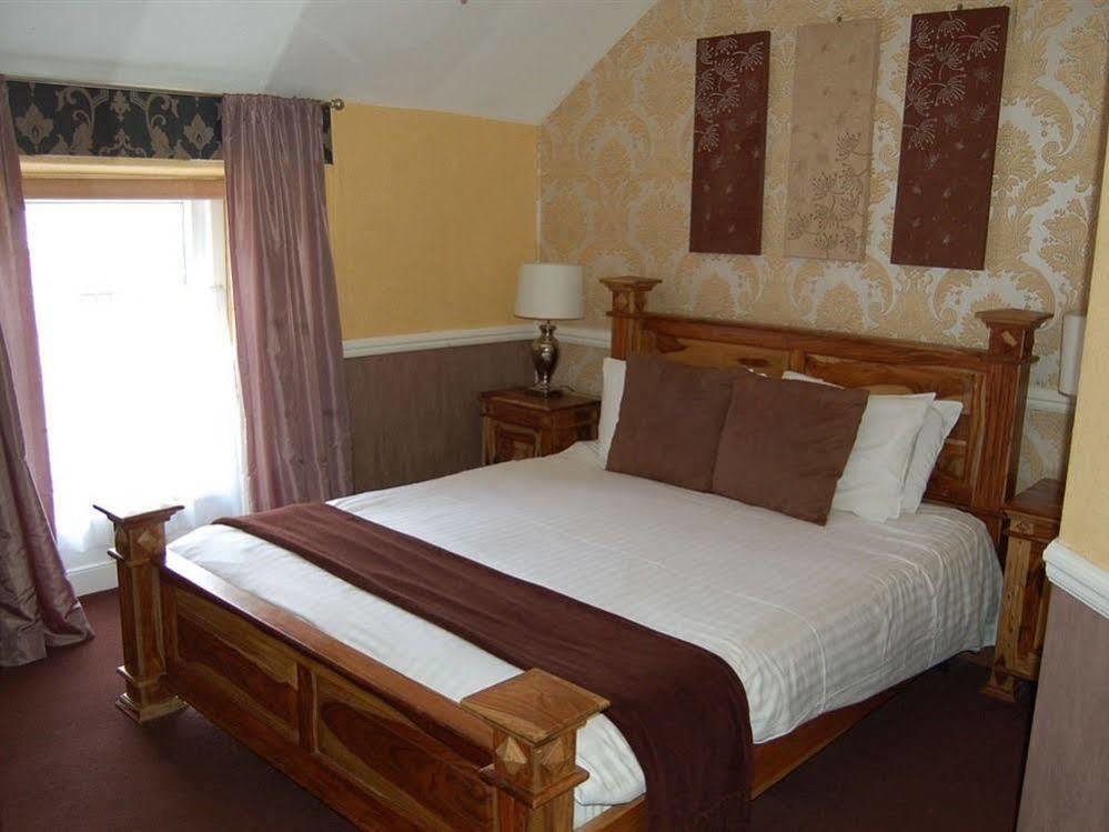 Schooner Hotel Алнмут Екстер'єр фото